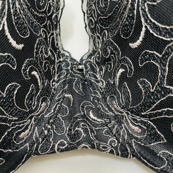 Playtex Lift Support Bra Size 38DD Black Full Coverage Low Cut Lace Embroidery - Picture 4 of 12